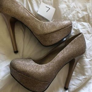 Charlotte Russe heels new never used sgold